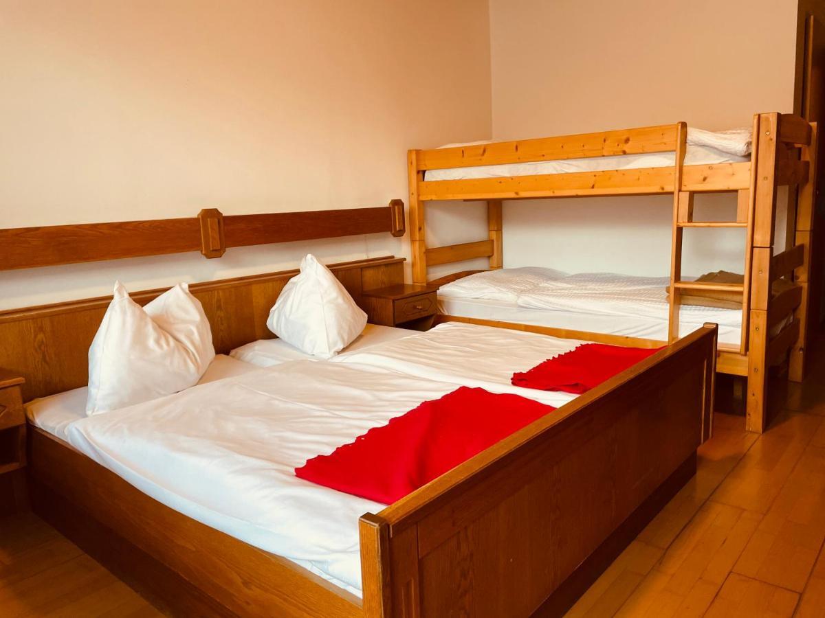 Pension Gartner Wallern im Burgenland Bagian luar foto